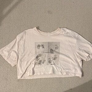 Garage Cropped Women's Graphic Tee in Cream